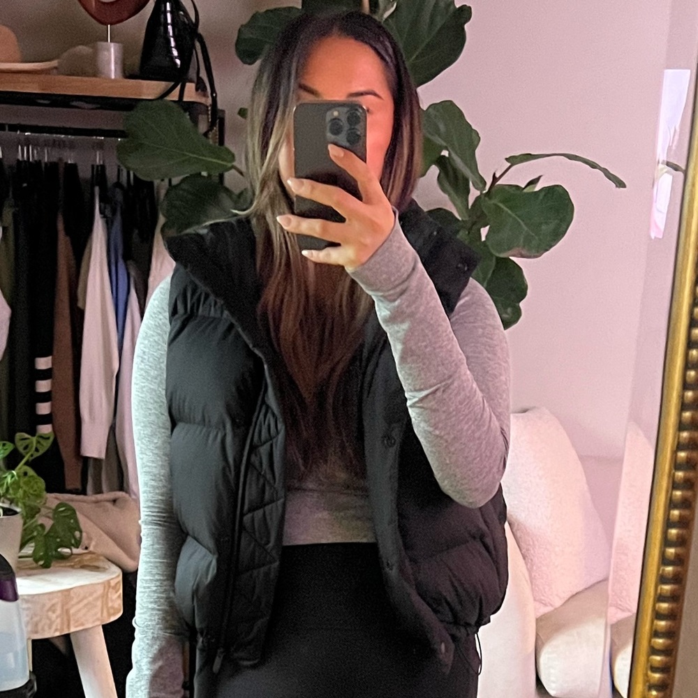 Lululemon Wunder Puff Cropped Vest - Black (Size 8)